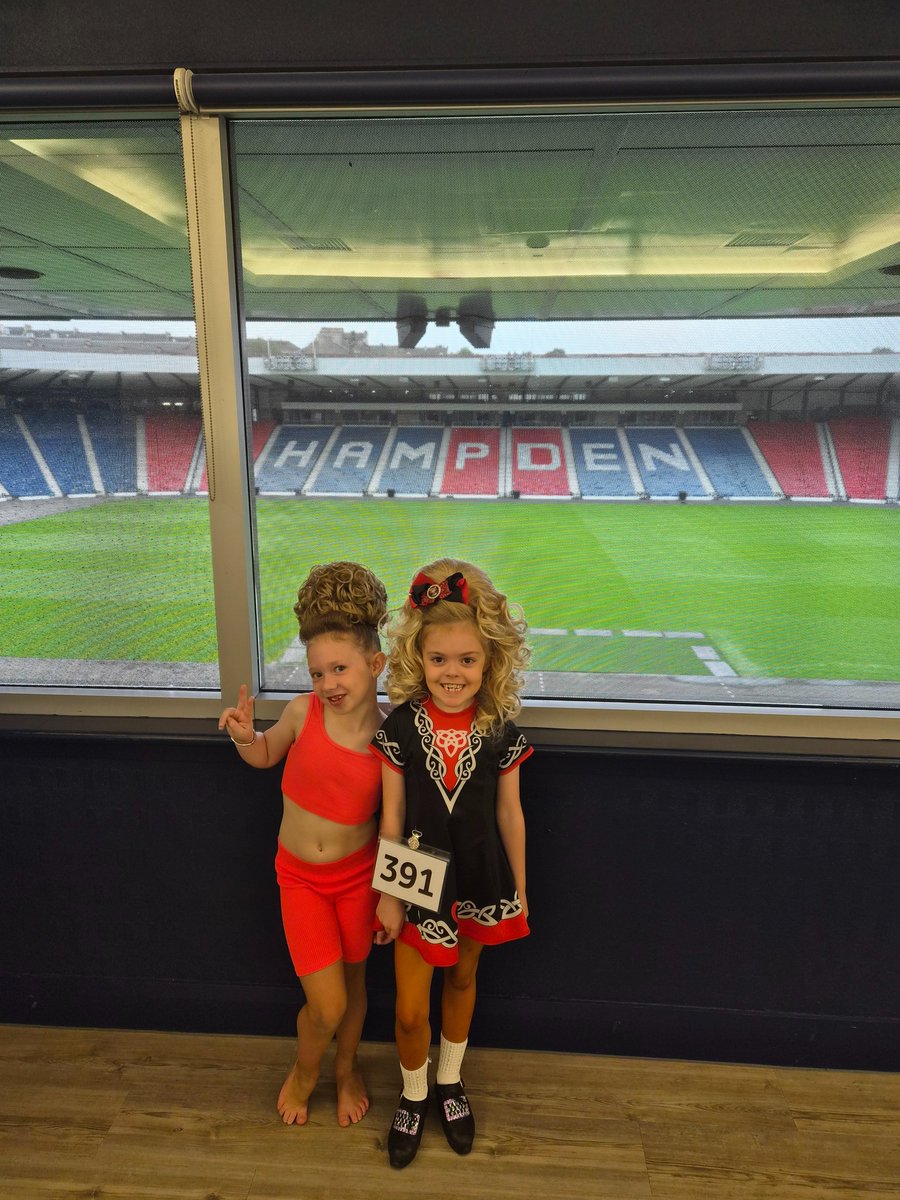 HiMyName1sMike's tweet photo. At Hampden Park for the Irish Dancing 💃🍀🇮🇪🏴
U8 Championships 🏆
#Feis #IrishDancing https://t.co/0CdLkSdDzO
