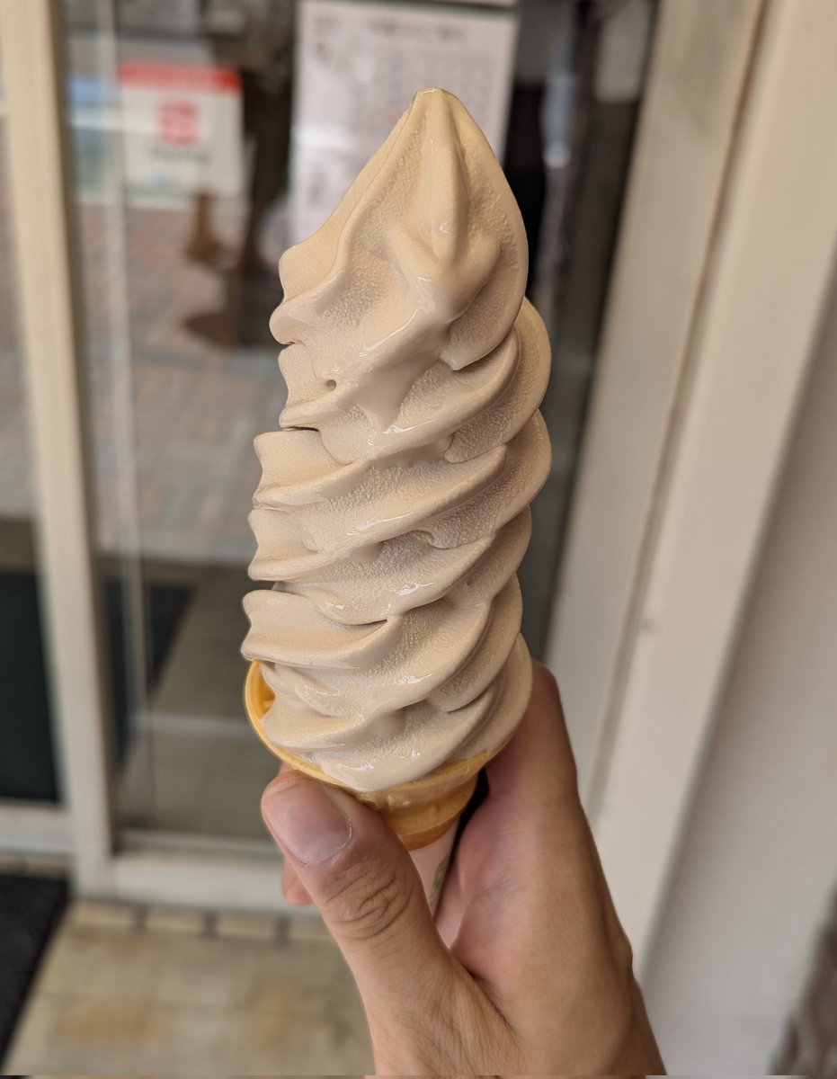 館山では中村屋のモカソフトを食べるべき　それかピネキのピーナッツソフト