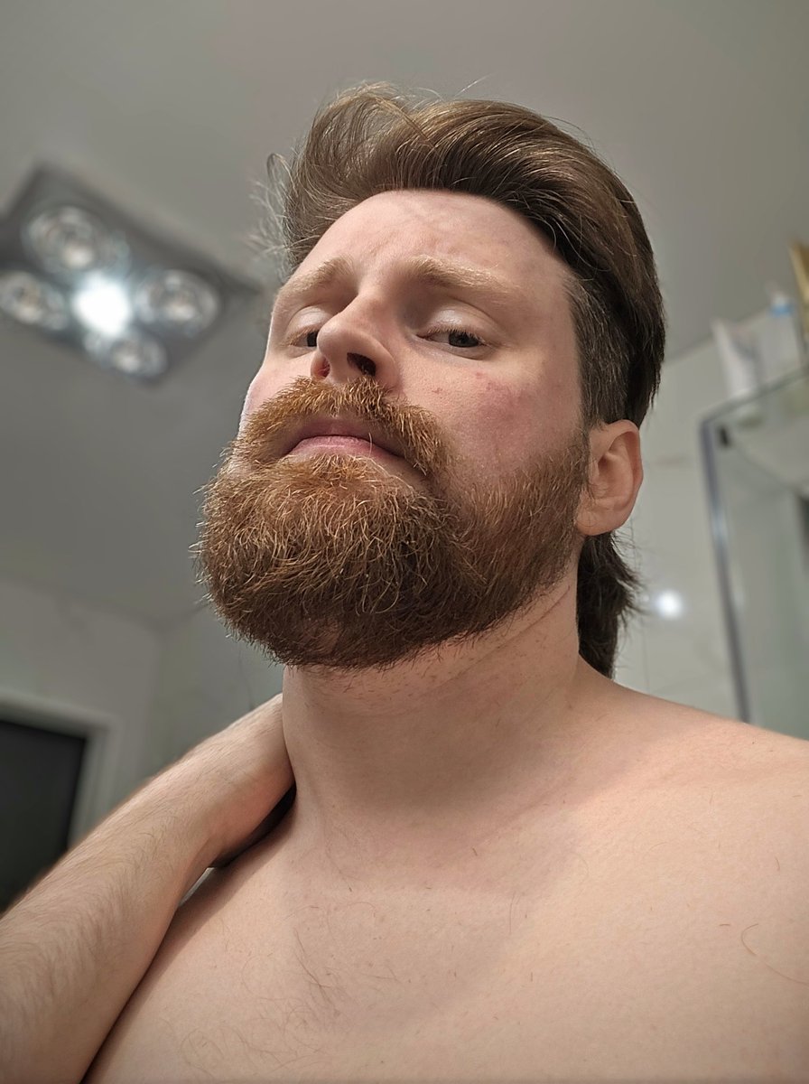 Beard/stache trimmed