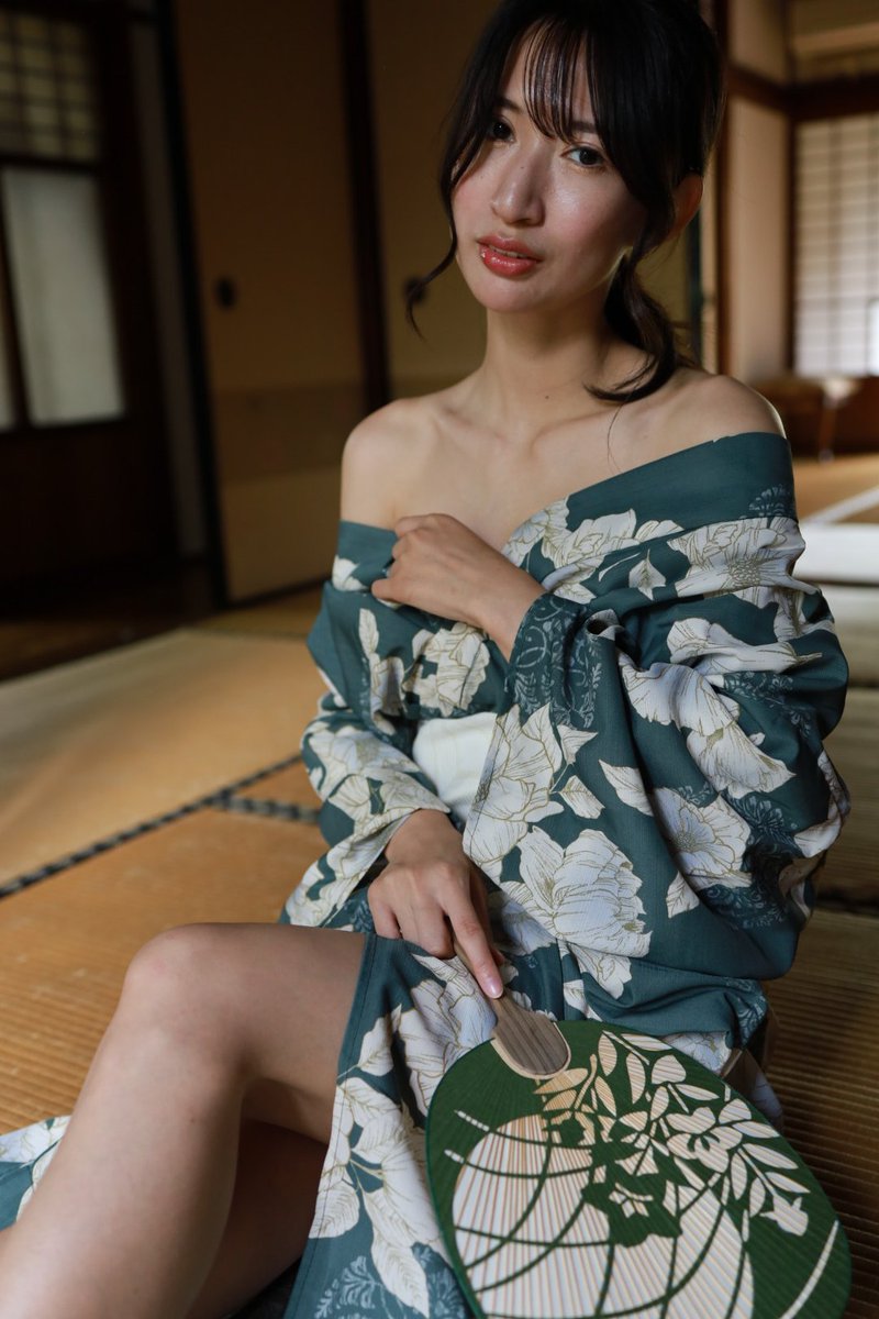 今日の速報
　浴衣着崩し
model:双葉みーちゃん

#浴衣美人
＃古民家