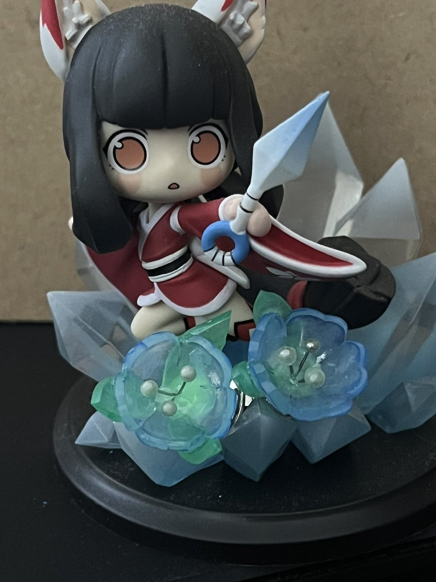 瑠璃茉莉のピンバッジ作成してみた( ・∇・)
#ニンマスクリエイティブ
#忍者マストダイ