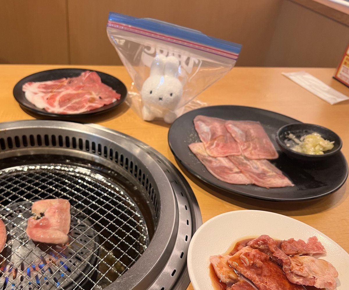 piyopiyo_ve's tweet photo. 焼肉嬉しいね😆✨ https://t.co/DO7EyJFSnR