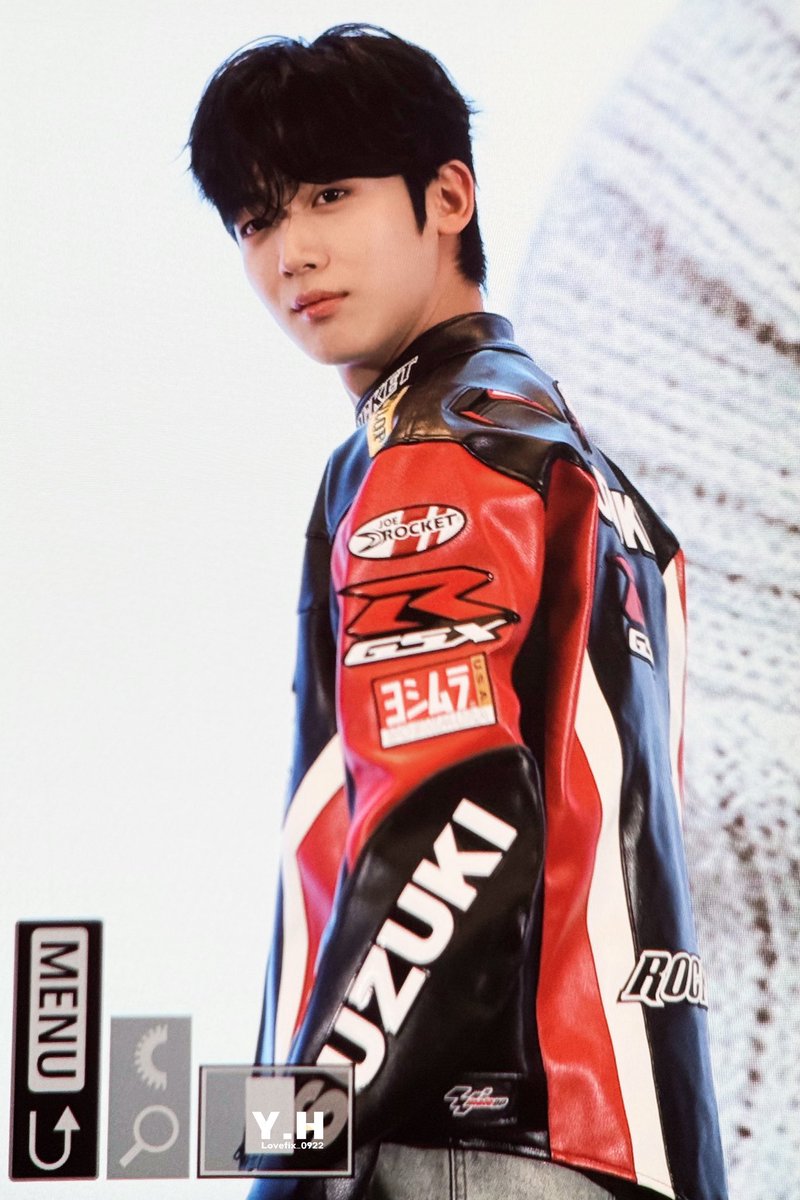 yeonghong.YH tweet media