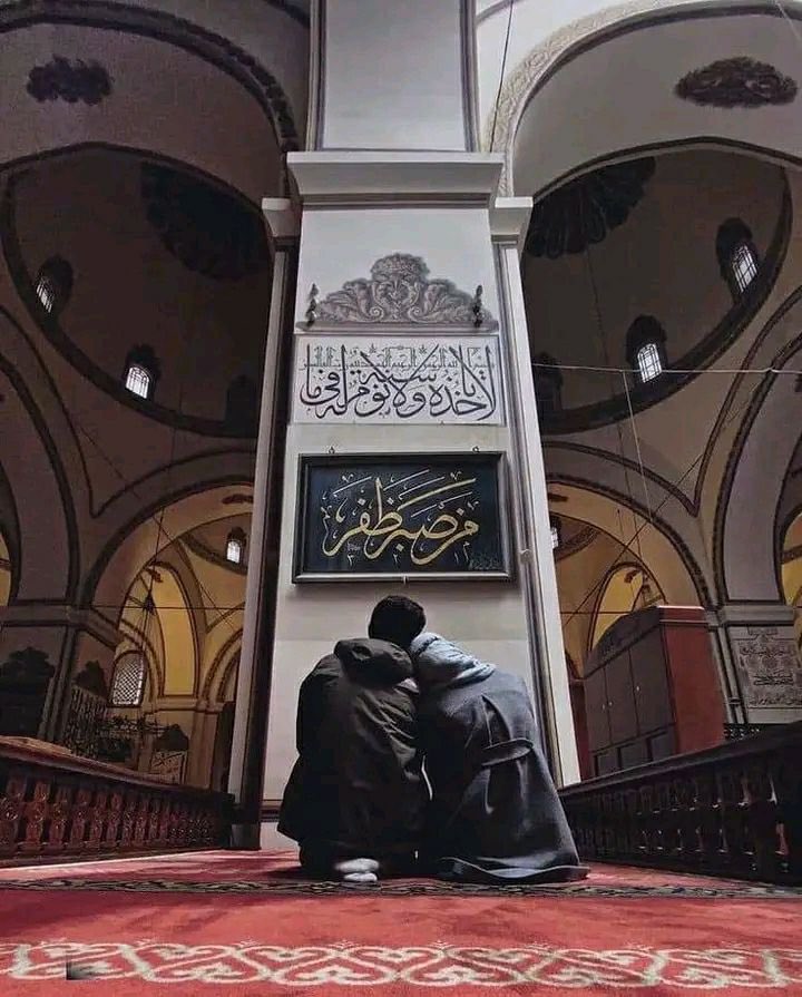 "من صَبَرَ ظَفَر.. ومن تأنّى، نالَ ما تمنَّى"