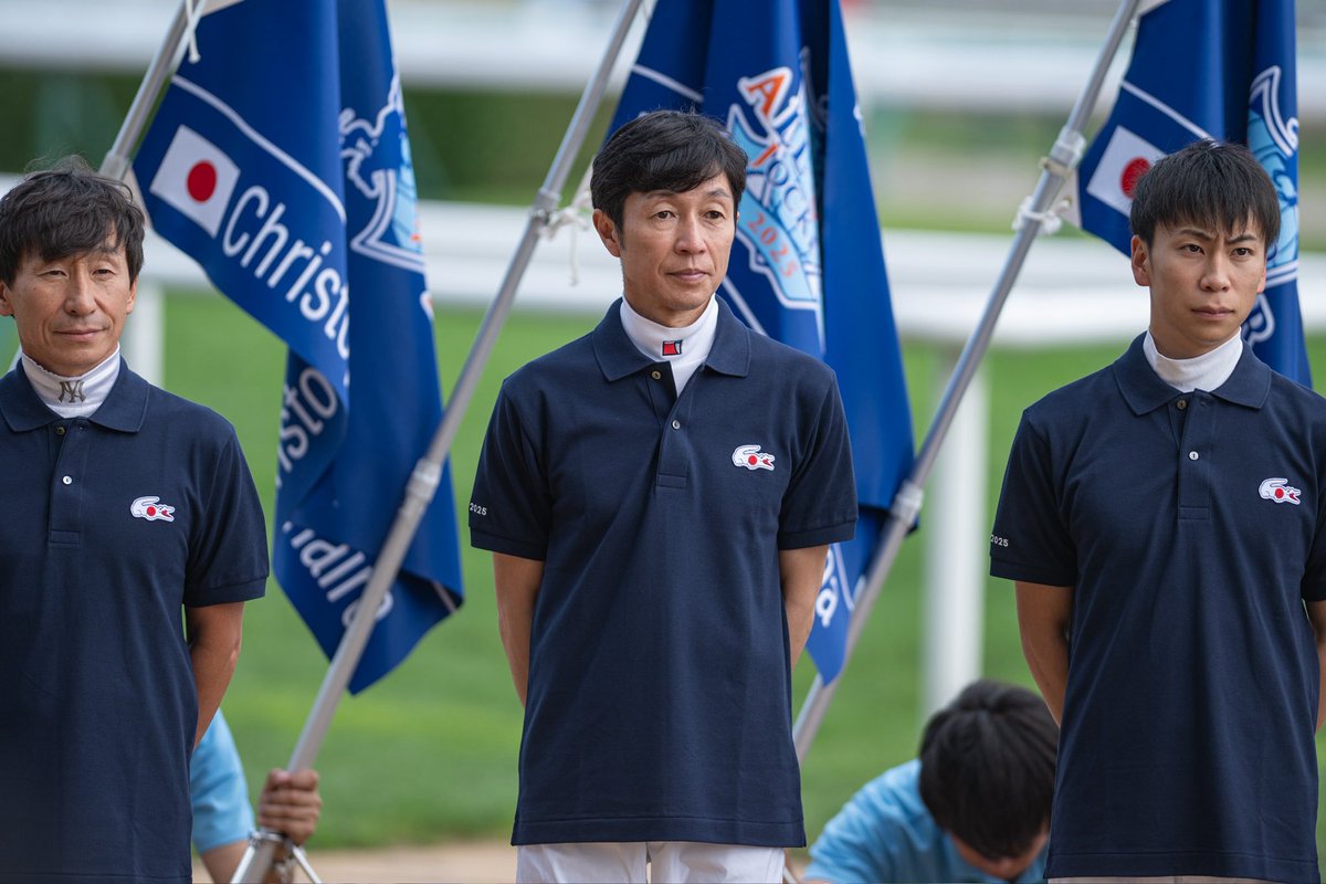 kodino_127's tweet image. 横山家に挟まれる武さん笑

#武豊 #横山典弘 #横山武史 #WASJ