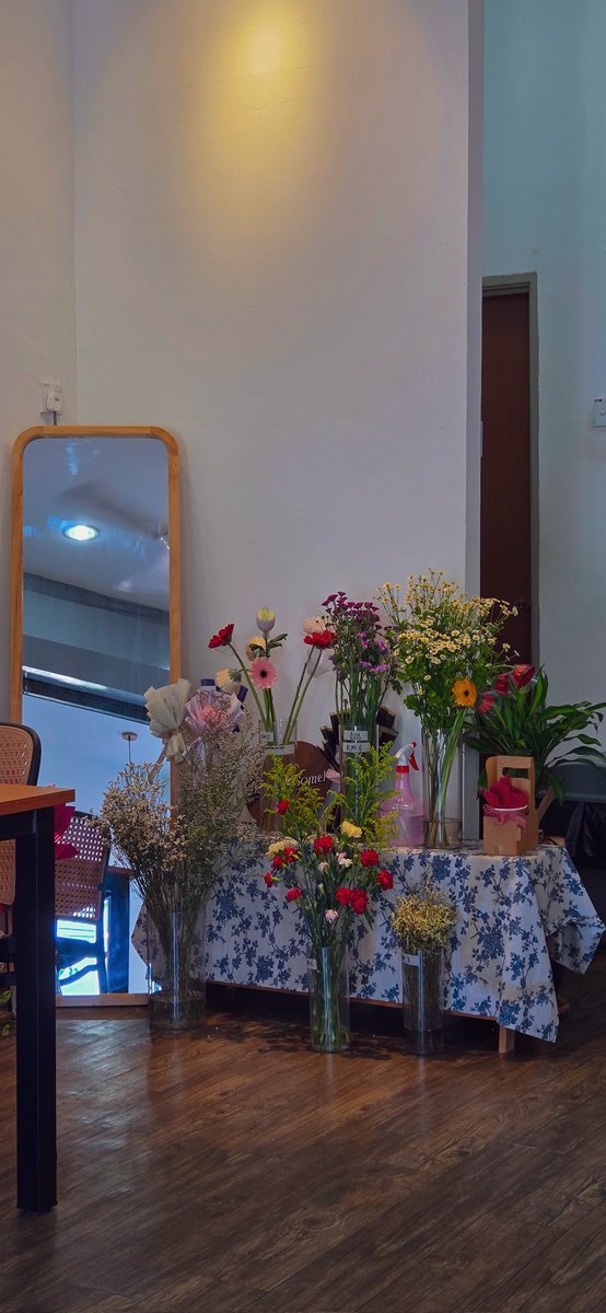 Suka kopi, dan suka awak yang suka kopi. 

📍Banting, Selangor

<a href="/ngopiss/">Ngopi</a>
<a href="/petakopi_my/">petakopi.my</a>