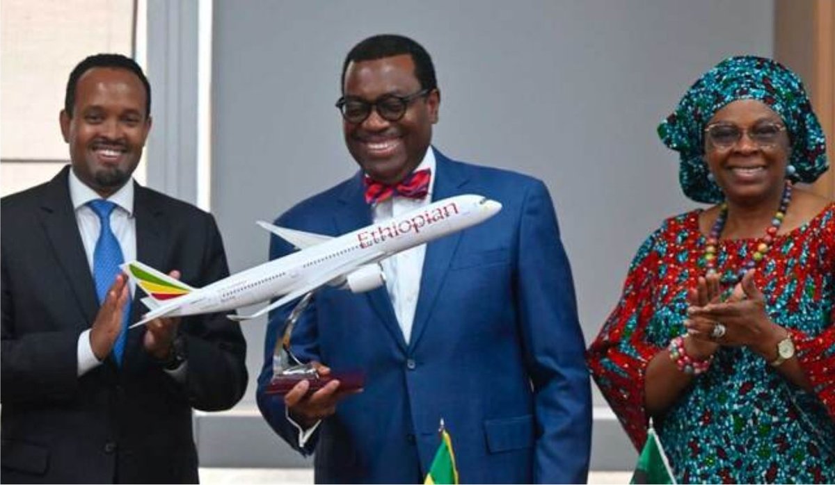 VictorOladokun's tweet image. REDEFINING GLOBAL AVIATION: AFRICA&apos;S SKYWARD LEAP

I&apos;ve always been fascinated by airports. Simply put, in so many ways, they are windows into a nation&apos;s soul. Story for another time. 

Recently, however,  the #AfricanDevelopmentBank signed a landmark agreement as the lead…