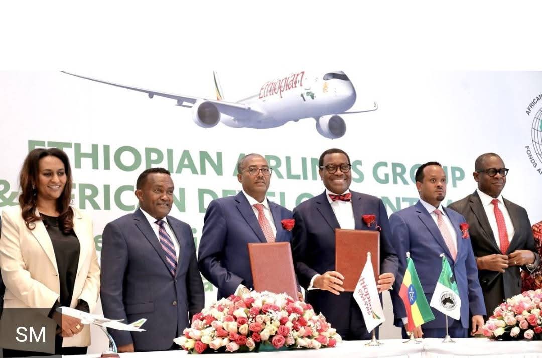 VictorOladokun's tweet image. REDEFINING GLOBAL AVIATION: AFRICA&apos;S SKYWARD LEAP

I&apos;ve always been fascinated by airports. Simply put, in so many ways, they are windows into a nation&apos;s soul. Story for another time. 

Recently, however,  the #AfricanDevelopmentBank signed a landmark agreement as the lead…