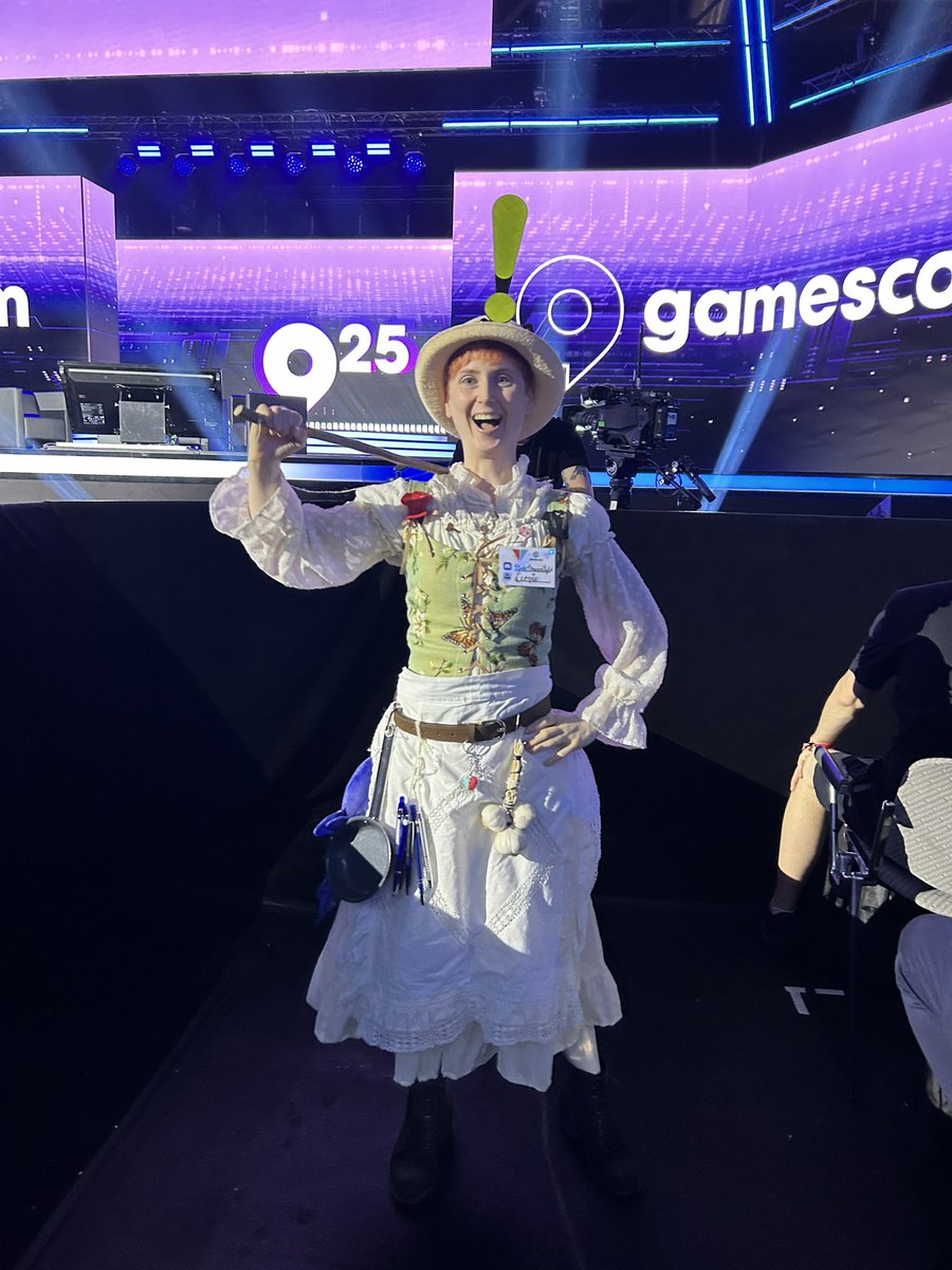 EpicNPCManGame's tweet image. Morning, Nice Day for @gamescom ain’t it!

Check out this incredible Epic NPC Man cosplayer here in Cologne! ❤️💙

The quest awaits adventurer… Viva La Dirt League are just about to start in Hall 1! 👀🎣

#gamescom #Gamescom2025