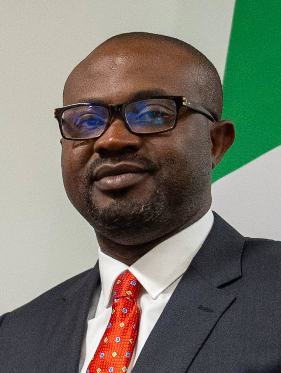 seyilaw1's tweet photo. His name is OLUBUNMI TUNJI-OJO. We call him BTO. He is the Minister of Interior of the Federal Republic of Nigeria. He is one of the best performing ministers of the current administration. He is our pride. He doesn't need any praise. His works are visible to the blind and audible to the deaf. He is my brother, confidant, mentor, and friend.

This is an appreciation note to Honourable Minister, @BTOofficial. God bless you for what you have done, what you're doing, and what you will do in Jesus' name. 

SEYILAW.