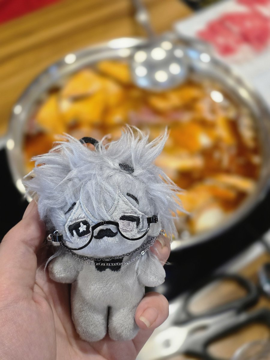 야옹이 물을 안주고 나온 것 같아서 헐레벌ㄹ떡;귀가 중