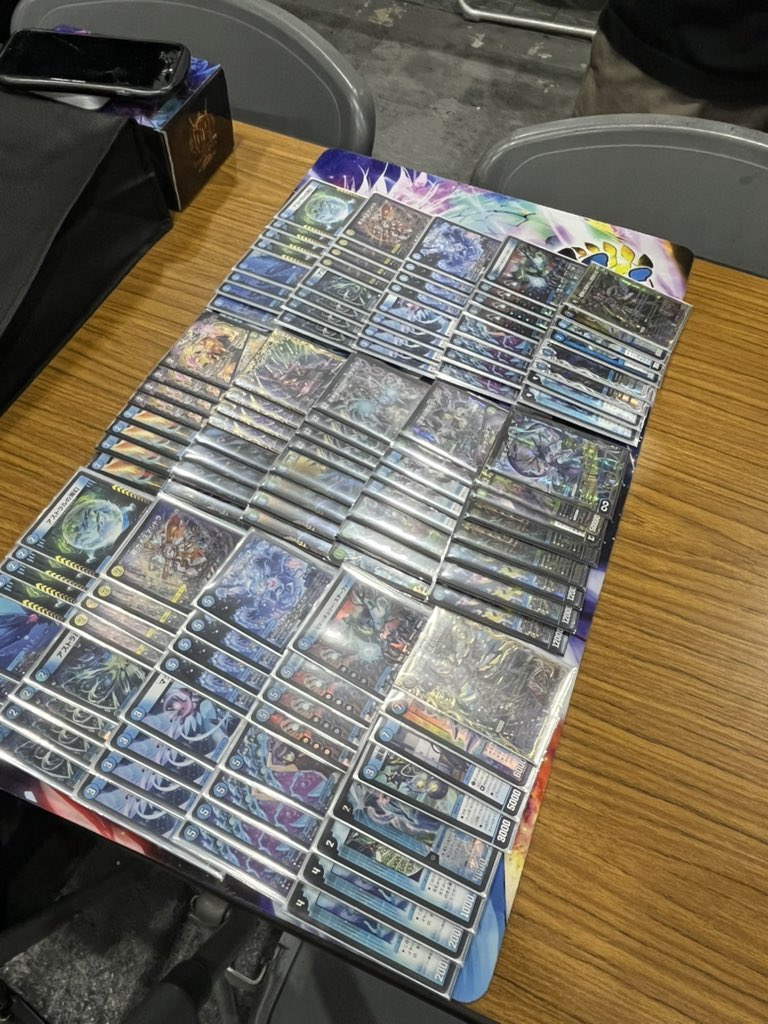 超CS大阪チーム5-2でした
サイバー、アナDOOM、サイバーのチームでA席でサイバー使用
アナDOOMリスト上手くリントが調整してくれて、結構感触良かったのに結果残せなくて悔しい
 <a href="/Rinto141407/">リン卜</a> <a href="/Manekineko_mnst/">招きねこ</a> ありがとう