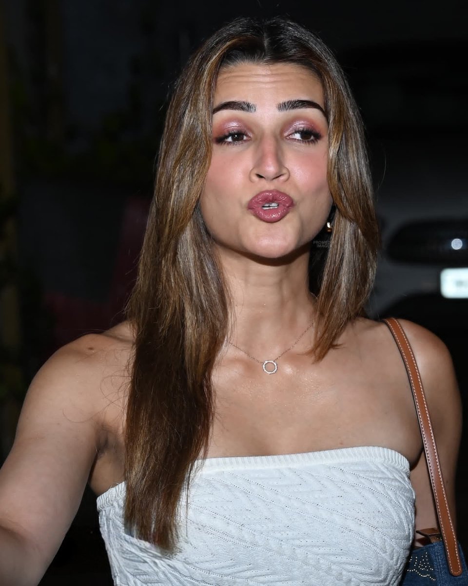 Kriti 🥵🥵