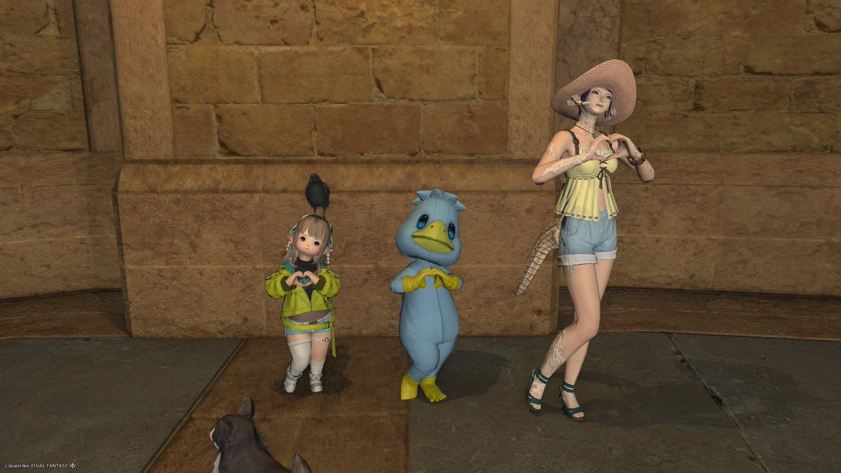 今日は、芋洋館に行きしろちゃん、ぽぽちゃんとお揃いのドレスで撮影。各自個性がでたコーディネートで楽しかったです。続いてしろちゃんとアグライアへ。FCのメンバーにも参加してもらい、久しぶりに楽しみました。その後３人でG１８の地図へ。皆様ご協力ありがとうです！