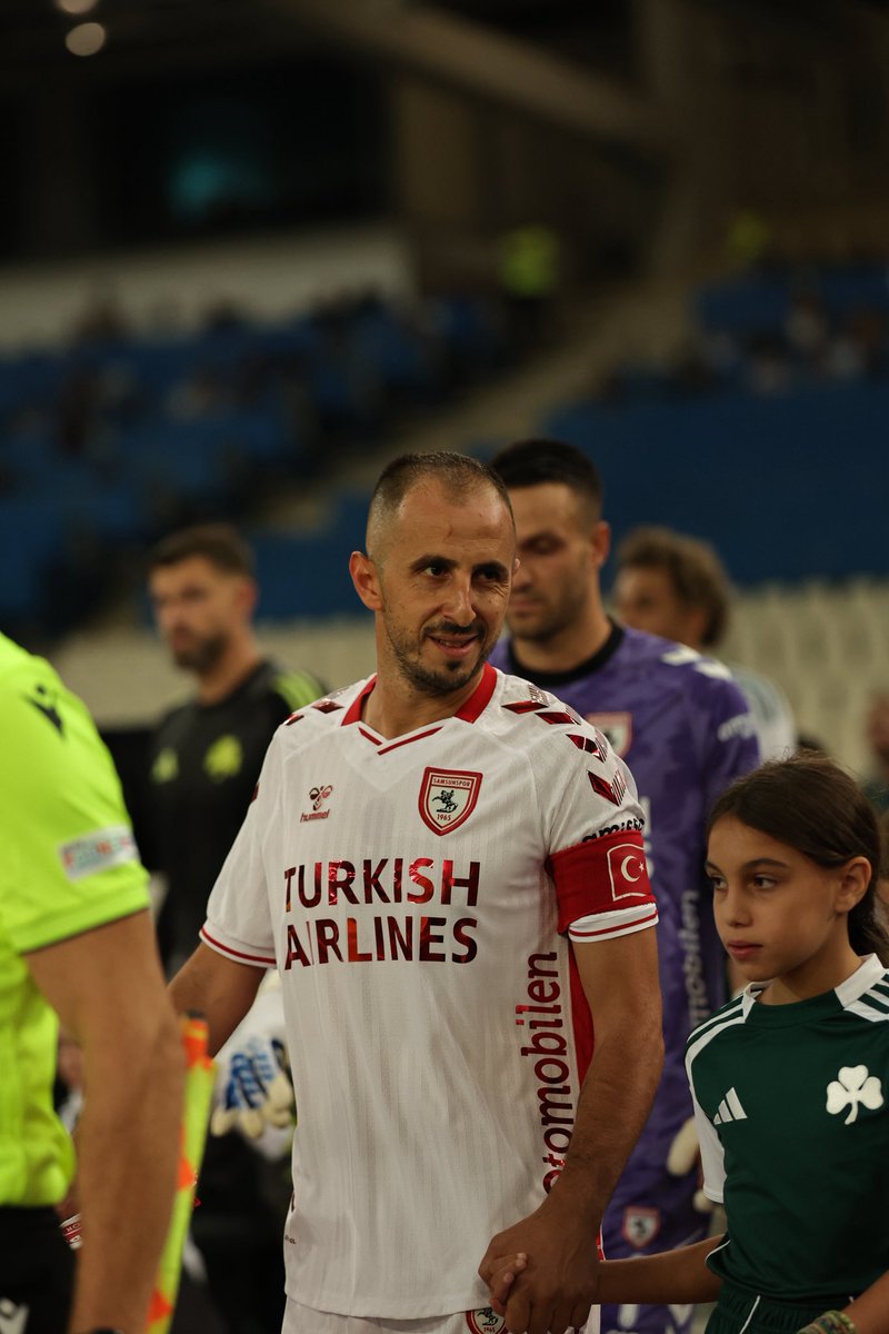 gurkansarikaya0's tweet photo. 👀 Rövanşı şöyle bekliyoruz.

#Samsunspor https://t.co/OtkA3MmTnx