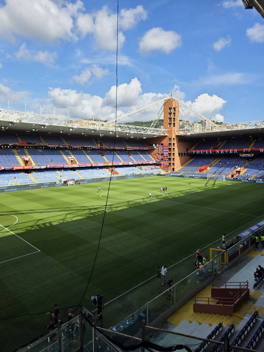 #SerieA Is back ❤️💙 <a href="/SerieA/">Lega Serie A</a> <a href="/GenoaCFC/">Genoa CFC</a> #Genoa #GenoaLecce