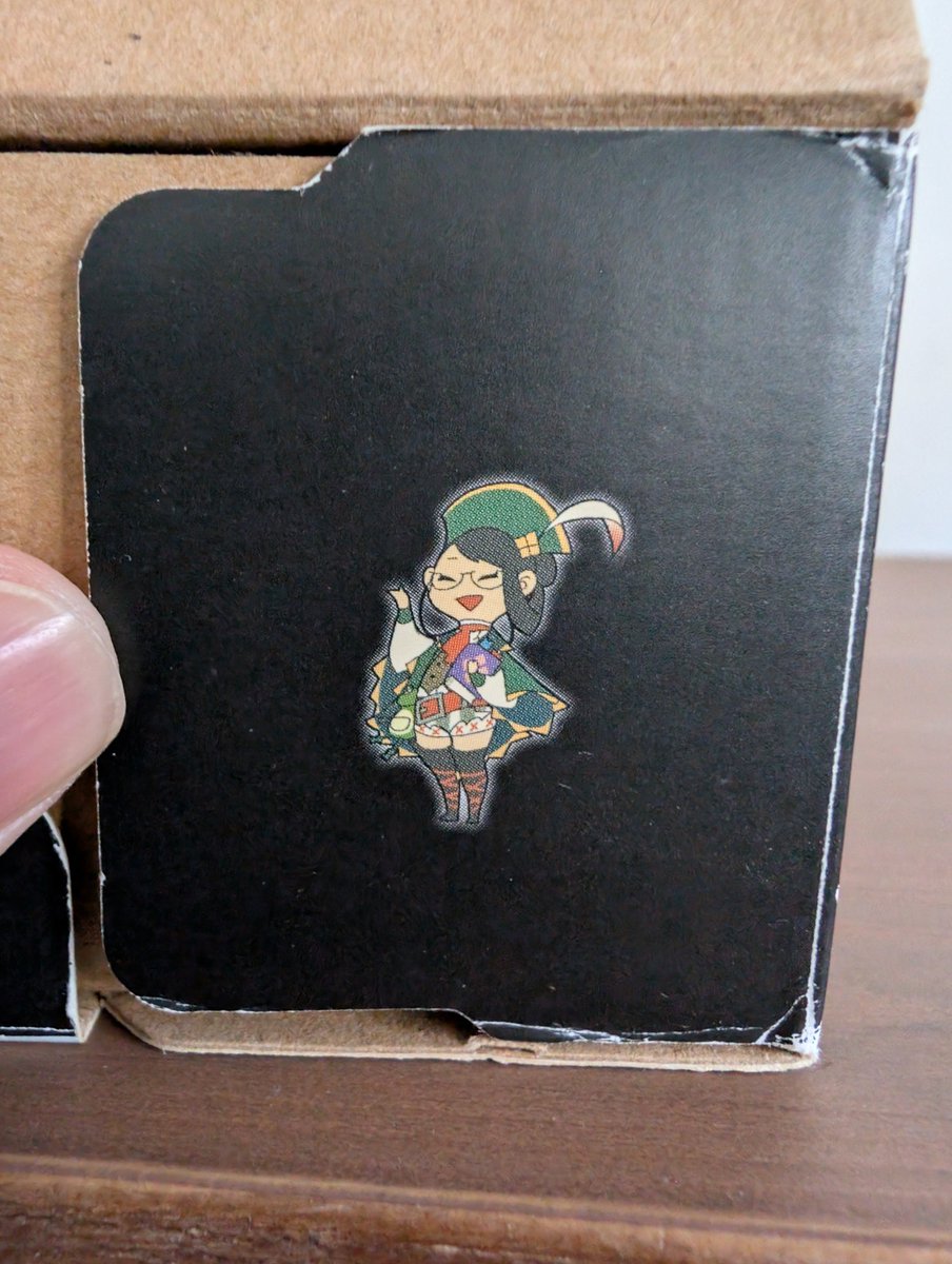 MonHanFuru's tweet image. Nintendo #3DSLL (XL) japonesa edición #MH4U
La consola negra con el logo en dorado me parece una auténtica preciosidad, e incluye el juego físico, nada de preinstalado ❤️😁
El detallito de poner a Sophia en modo chibi es EL TOQUE 👌🏻
#MonsterHunter #フィードバックレポート