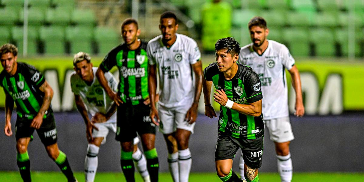 jornalhojeemdia's tweet photo. América luta para se distanciar do Z-4 em duelo com Goiás
https://t.co/oMF2hMjglw
#america #goias #campeonatobrasileirodaserieb #serrinha #jornalhojeemdia https://t.co/aoJz2uoee2