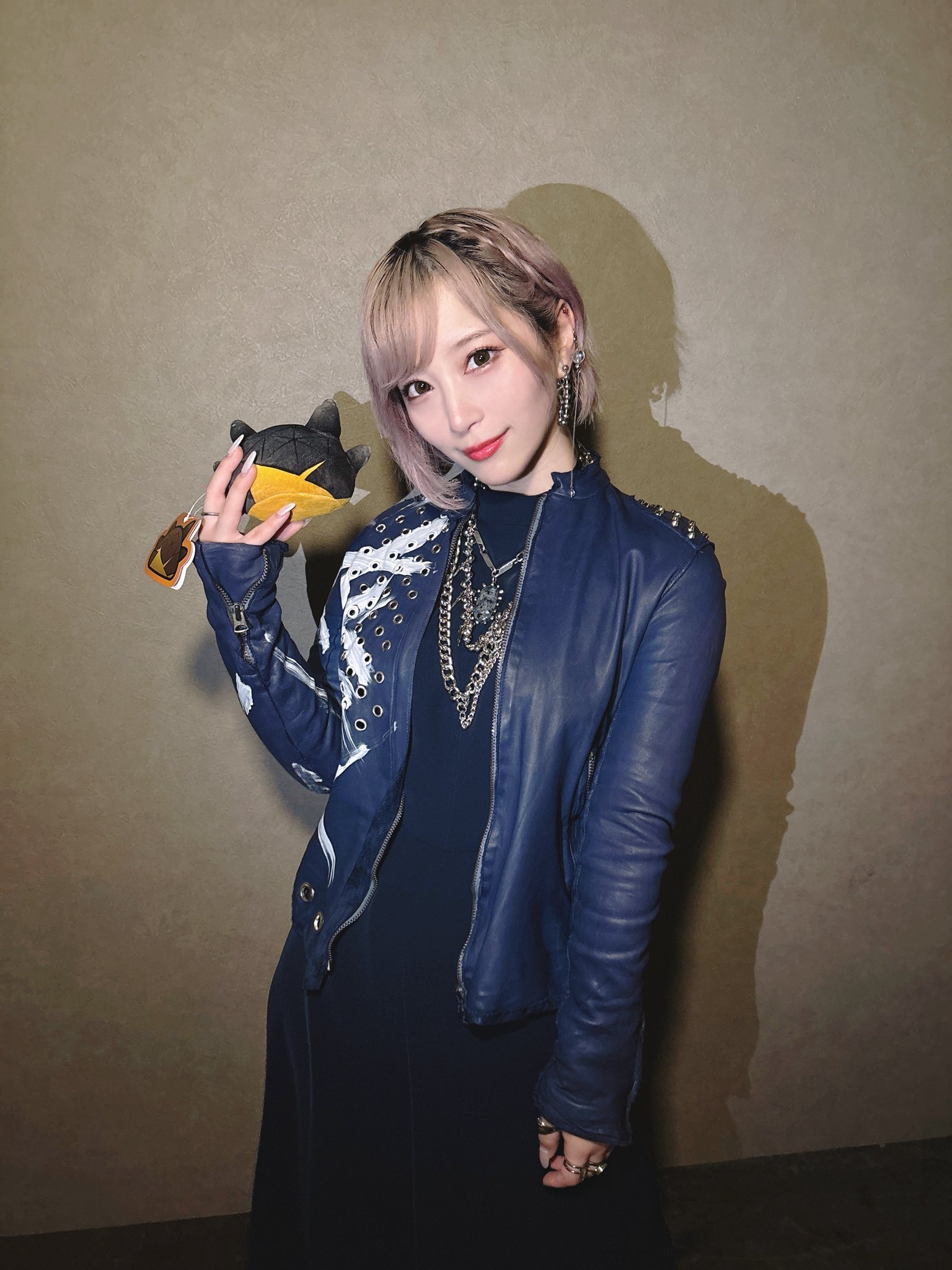 reona様オーダー reona様オーダー ReoNa - ReoNa added a new photo.