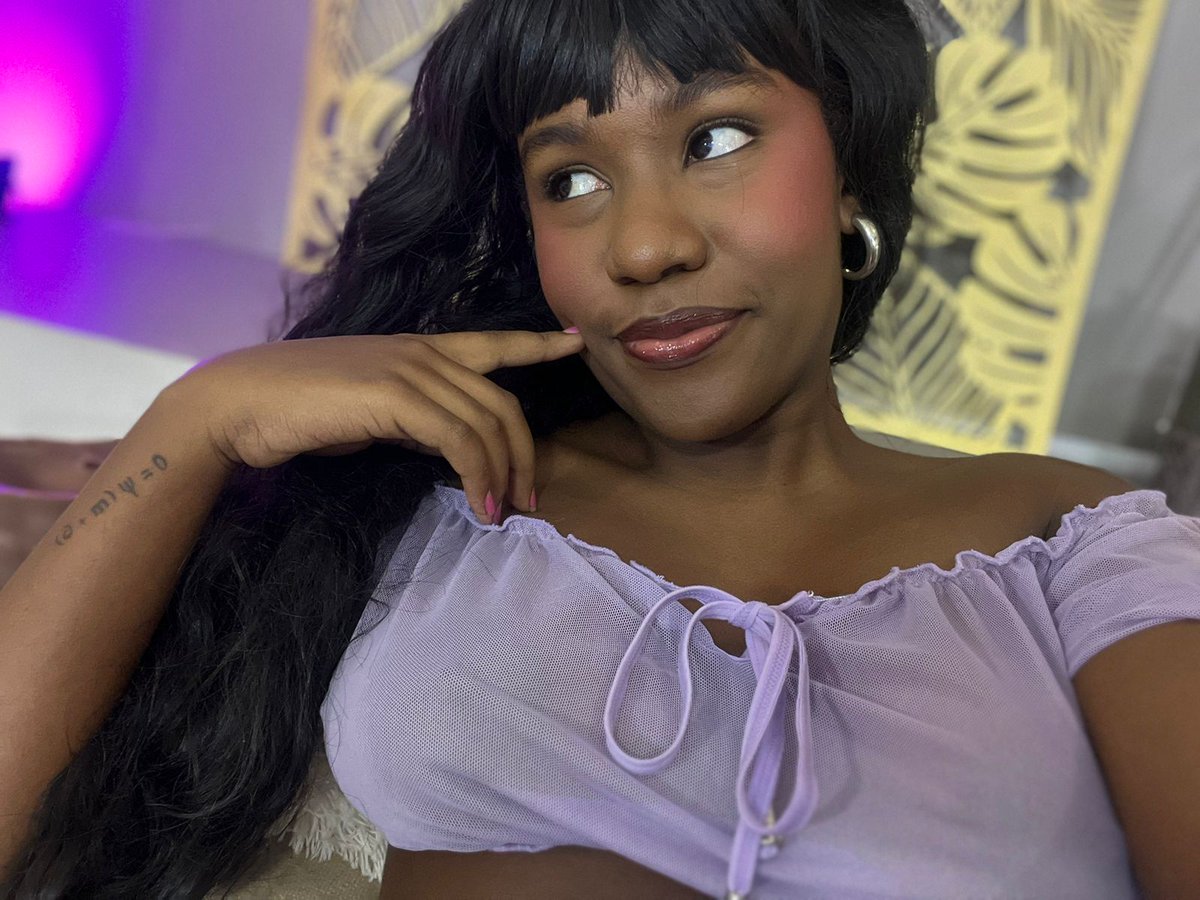 Buenos diass 🫧 que foto les gusta mas?