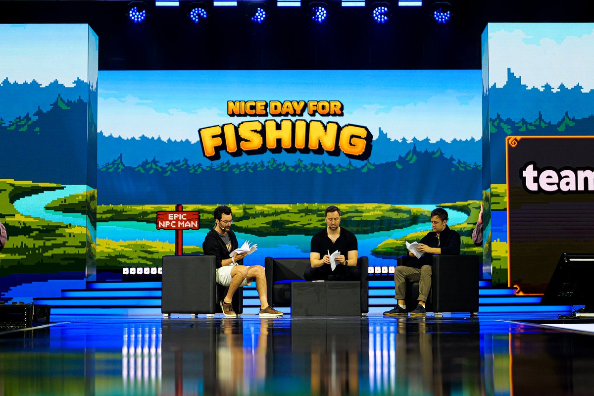 EpicNPCManGame's tweet image. Viva La Dirt League at @gamescom has been EPIC! But our highlight was the Social Stage segment ♥️💙

Yet to play Nice Day for Fishing? 🎣 Head over to @Team17&apos;s booth in Hall 6 to explore the fishing RPG game!