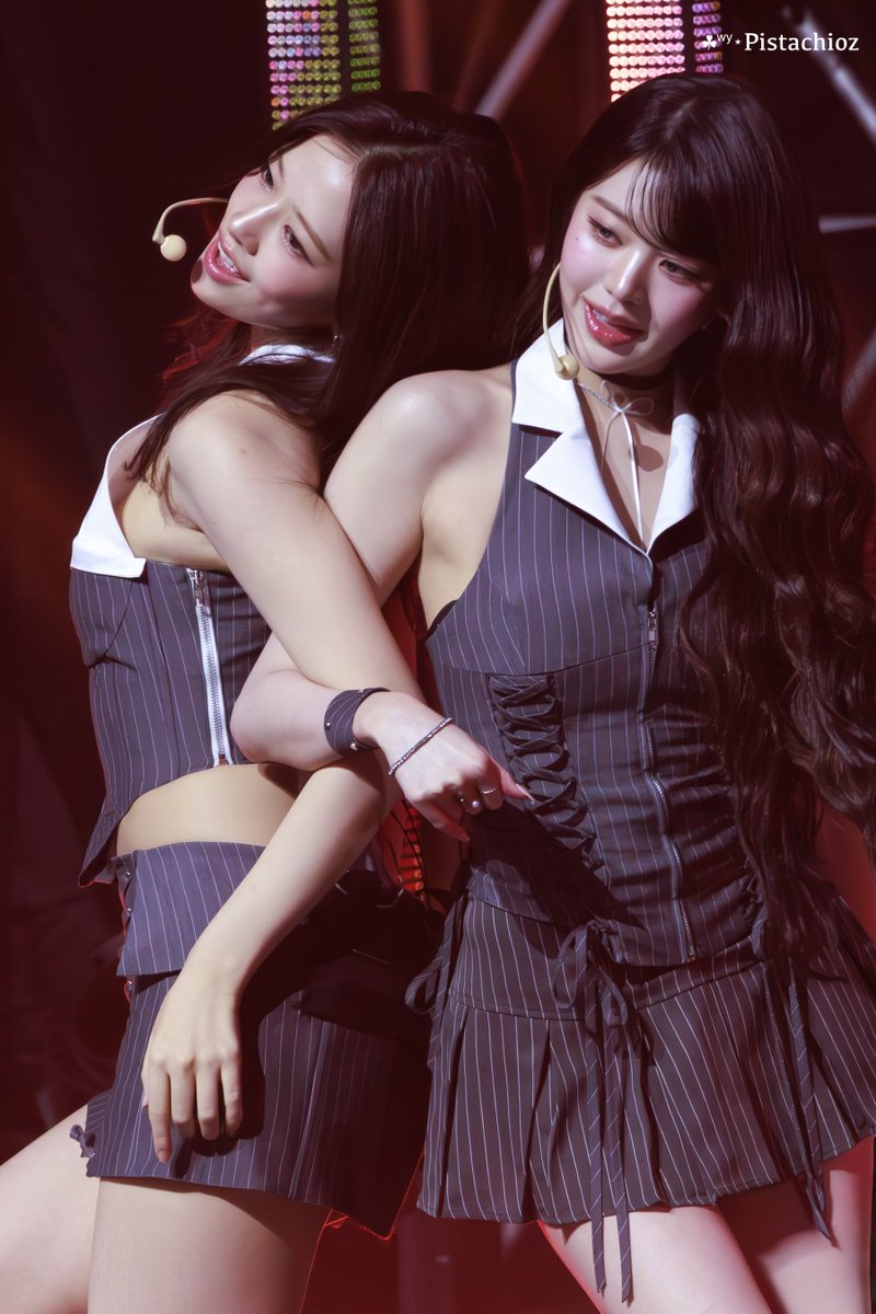 zwycoder's tweet image. 250821

#아이브 #IVE
#원영 #Wonyoung #유진 #Yujin