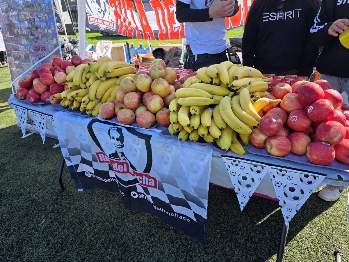 RutaDelHinchaCC's tweet image. Ya estamos en  la ruca!!!
Pasen niños!!
Pasen  niñas!!!
Todo gratis!!