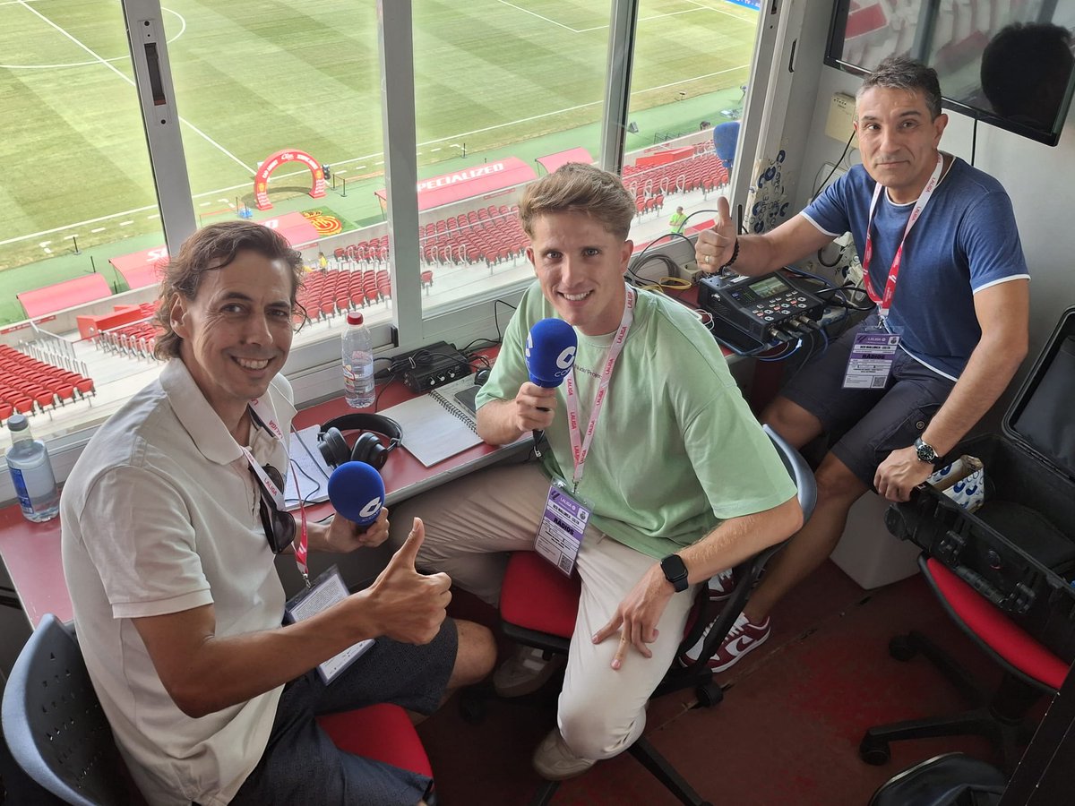 Tiempo de Juego (@tjcope) on Twitter photo 🏟️ ¡Empezó en Son Moix!
💥 MALLORCA 0 - 0 CELTA
➡️ Jornada 2 #LaLiga
#MallorcaCelta
📻 COPE | Cope.es | APP
📺 Audio en Movistar
🎙️ <a href="/Jordi10Jimenez/">Jordi Jimenez</a>
🎧 <a href="/ivaanherraiz/">Iván Herraiz</a>
🤯 Poli Rincón
🇮🇱 <a href="/elias_israel/">Elías Israel</a>
🎺 <a href="/pedritonumeros/">Pedro Martin</a> 🏟️ ¡Empezó en Son Moix!
💥 MALLORCA 0 - 0 CELTA
➡️ Jornada 2 #LaLiga
#MallorcaCelta
📻 COPE | Cope.es | APP
📺 Audio en Movistar
🎙️ <a href="/Jordi10Jimenez/">Jordi Jimenez</a>
🎧 <a href="/ivaanherraiz/">Iván Herraiz</a>
🤯 Poli Rincón
🇮🇱 <a href="/elias_israel/">Elías Israel</a>
🎺 <a href="/pedritonumeros/">Pedro Martin</a>