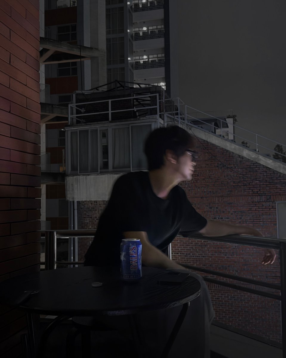 haechanprints's tweet photo. haechanahceah instagram update~!

"🌃" https://t.co/lcQpW8NsJX