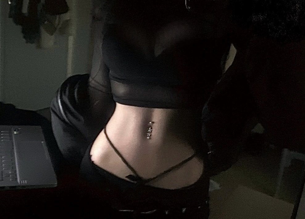 Wake up, smoke, skinny waist