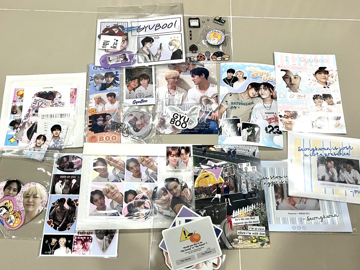 ทุกคนทำกอวมาแจกกันเหมือนอัดอั้นตันใจ 555555555 ขอบคุณนะคะ คือมันน่ารักมากกก วันนี้ใช้คำว่าน่ารักโคตรจะเปลือง 😆

#walkwithgyuboo2025