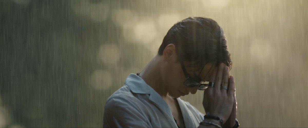 Paris in the rain ❌
Ubon in the rain ✅✅✅✅

Khemjira The Series EP3
#เขมจิราต้องรอดEP3