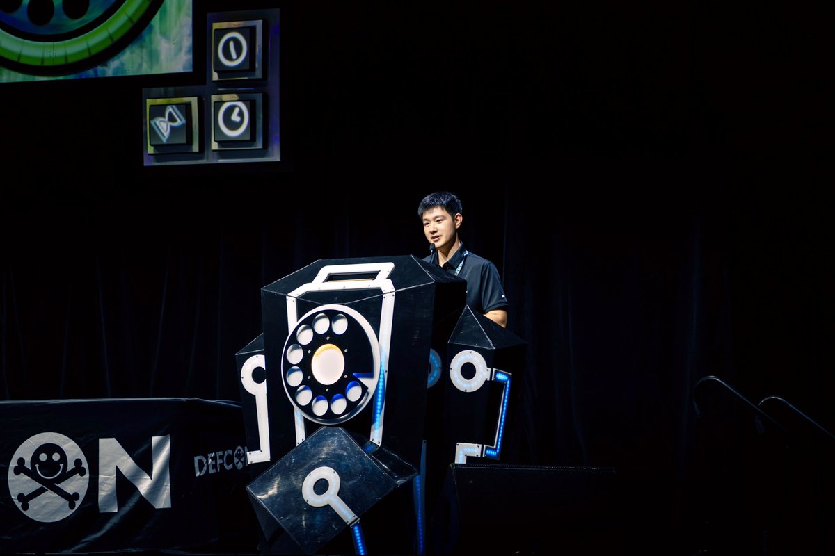 flanker_hqd's tweet image. Years later it’s still thrilled to be on #DEFCON stage. The presentation has been released here: media.defcon.org/DEF%20CON%2033…