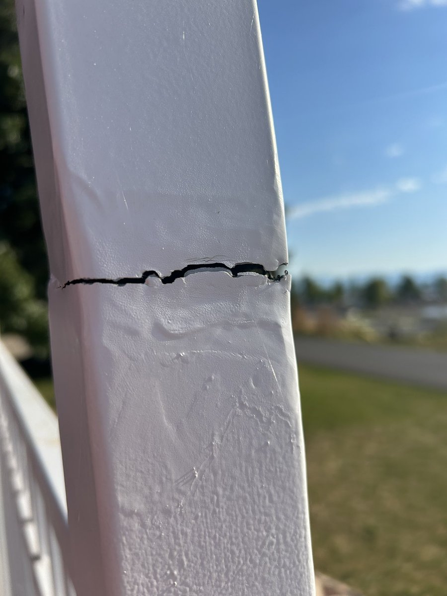 HVMasterBL's tweet photo. Strong microburst caused a crack in shade post.  Will be down a sail shade at pool until repairs can be made. https://t.co/7bp6GAdK0i