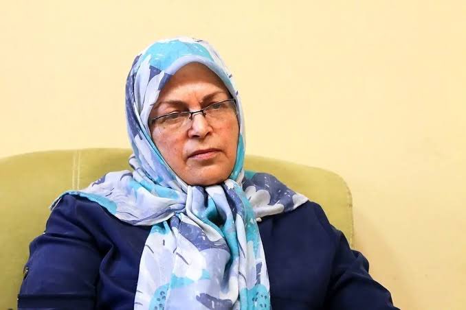 خانم منصوری،
بعد از بیانیه سراسر اشتباه؛
وقت آن نرسیده که دیگر وعده های دولت، مثل حل مشکلات اقتصادی، رفع فیلترینگ و آزادی های مدنی و... را پیگیری بفرمایید؟!

#جبهه | #اصلاحات