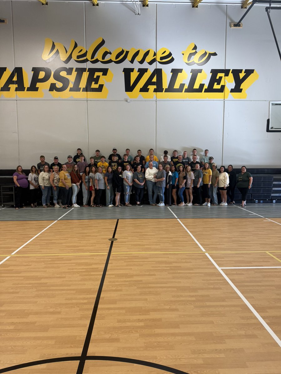 Second annual Mother’s Breakfast was a success! Boys were up early after a physical scrimmage the night before!