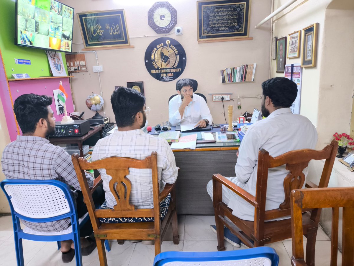 SIO_AP's tweet image. 📢 SIO Andhra Pradesh launches the Andhra Education Movement – Explore | Encourage | Empower in Kurnool.

🎯 Focus: Education policy, budget, RTE &amp;amp; higher education.
🗓 Campaign runs 15 Aug – 30 Sept 2025.
#AndhraEducationMovement #SIOAP