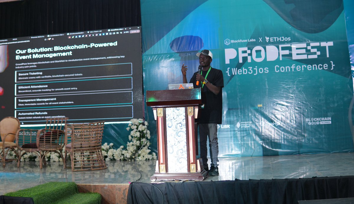 <a href="/manoahluka/">Mano.dev🐺</a> is here with <a href="/crowd_pass/">Crowdpass</a>, live at ProdFest 2025...

 CrowdPass is an onchain event management and ticketing platform that ensures trust and accountability in the entertainment industry.

Way to go <a href="/manoahluka/">Mano.dev🐺</a>