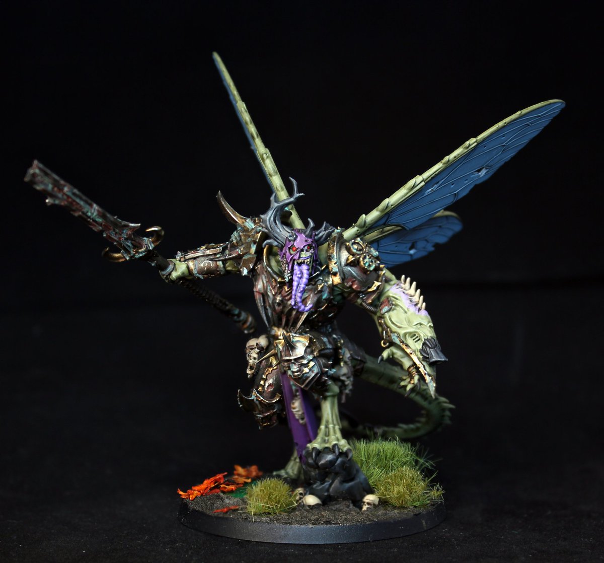 Alas a sad day but im listing up my nurgle army for sale, looking for £700 ono, full pictures can be found in Ebay listing below, any share would be appreciated 

ebay.com/itm/1773591365…