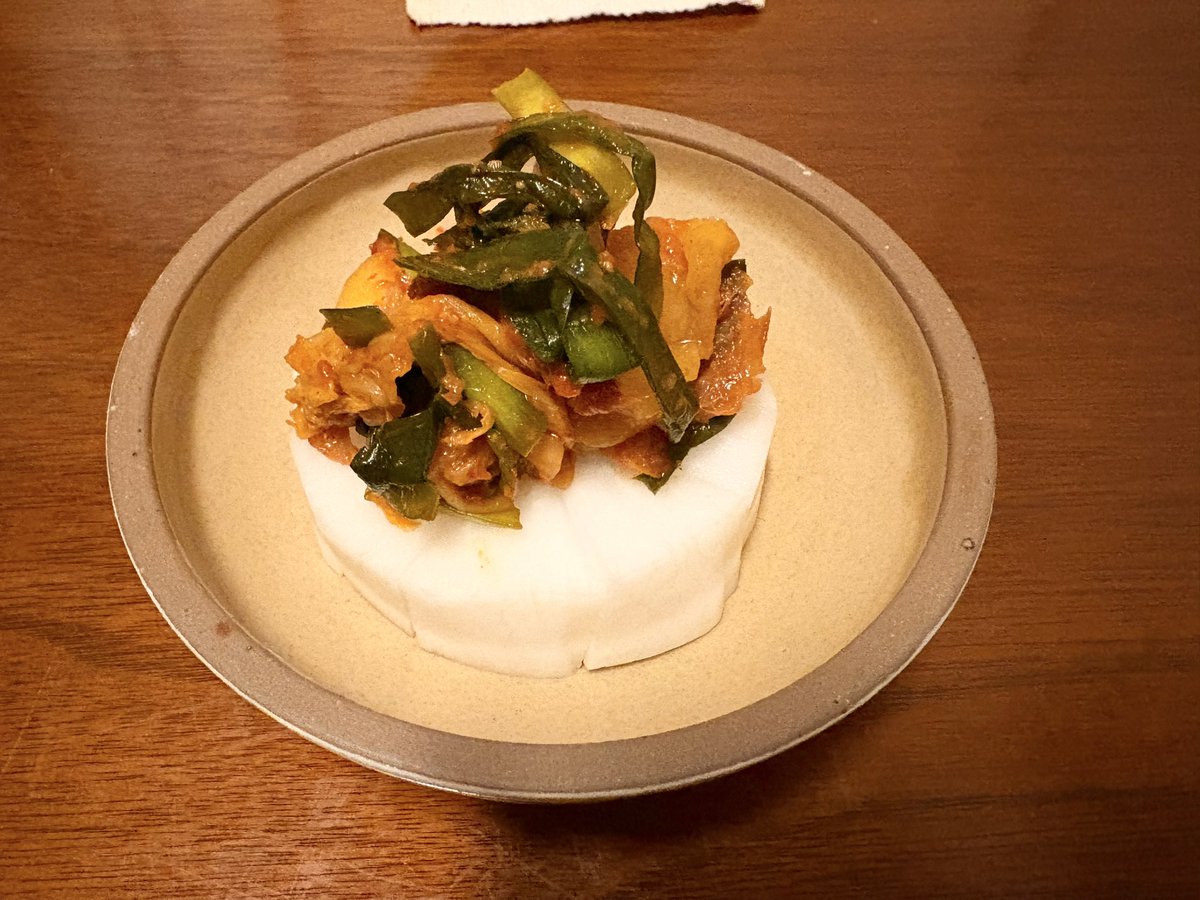 JAMES_ALEX2018's tweet photo. 今住んでる地域の行きつけのお店。
旦那と打ちっぱ帰りに行ってきた。
水害被害なくってよかったねと。
ここの味噌おでんが大好きなのよね。
美味しかった♡
お家に歩いて帰る途中、一瞬流れ星みた🌟
何もお願い事できなかったから、ここで。

おかねふってこい😎 https://t.co/wdE9lSol0b