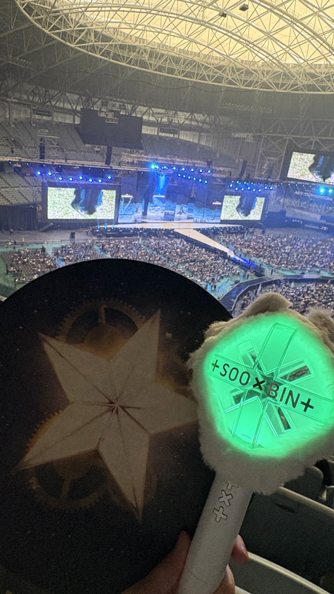 トゥバちゃんライブ最高でした😭
もう胸がいっぱい♡
ジンくんも来てたのね🥹

#TXT_TOUR_ACTTOMORROW