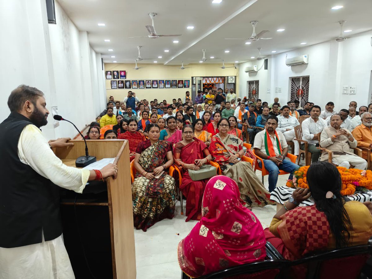 akhileshsonibjp tweet picture