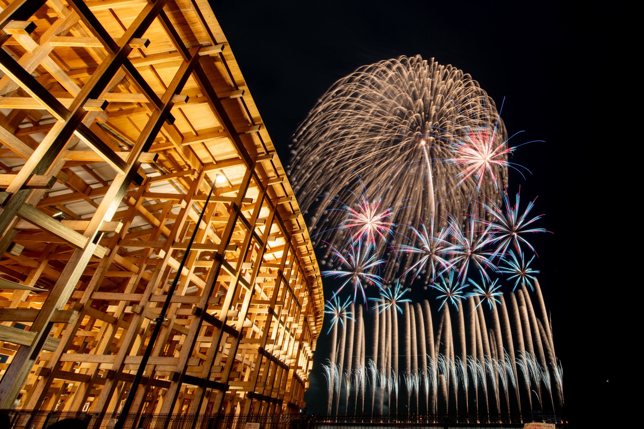 花火日和 SUGOI-HANABI B'z ULTRA FIREWORKS 2022-2023 ノーカット版