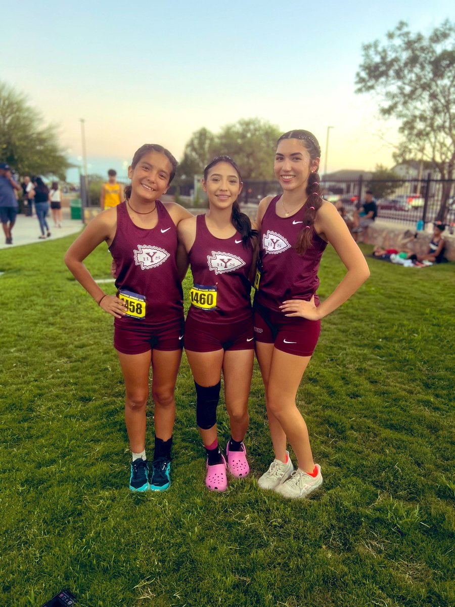 Ysleta Cross Country tweet media