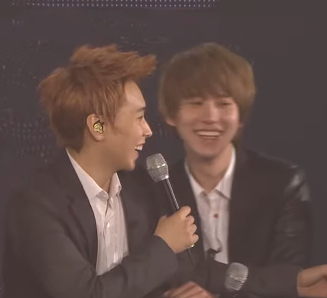 NANROROGUNSO's tweet image. คนสร้างโมเม้นท้อ คนรอไม่ทิ้ง #kyumin