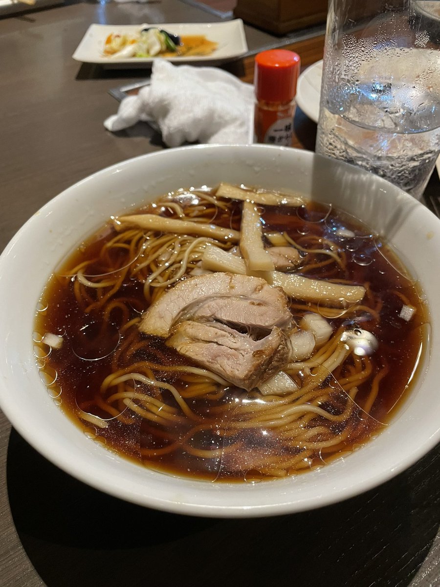 休む間も無く忙しい１日を過ごしています。激務。