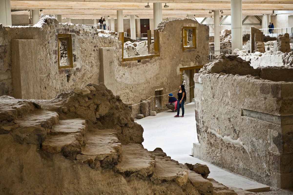 VisitGreecegr's tweet image. 🏛️ Have you walked through Akrotiri of Thira?

#Santorini’s ancient city, frozen in time, takes you 3,500 years back to a Bronze Age world preserved in volcanic ash — vivid frescoes, advanced architecture &amp;amp; daily life await.

🔗 visitgreece.gr/experiences/cu…

#VisitGreece