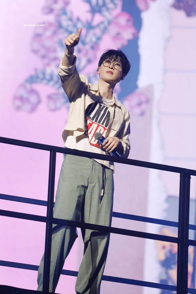 Island9Blue's tweet photo. 250823
 <SUPER SHOW 10> in SEOUL DAY2
#은혁
#이혁재 
#슈퍼주니어 
#EUNHYUK 
#SUPERJUNIOR https://t.co/gcqDBF7rpc