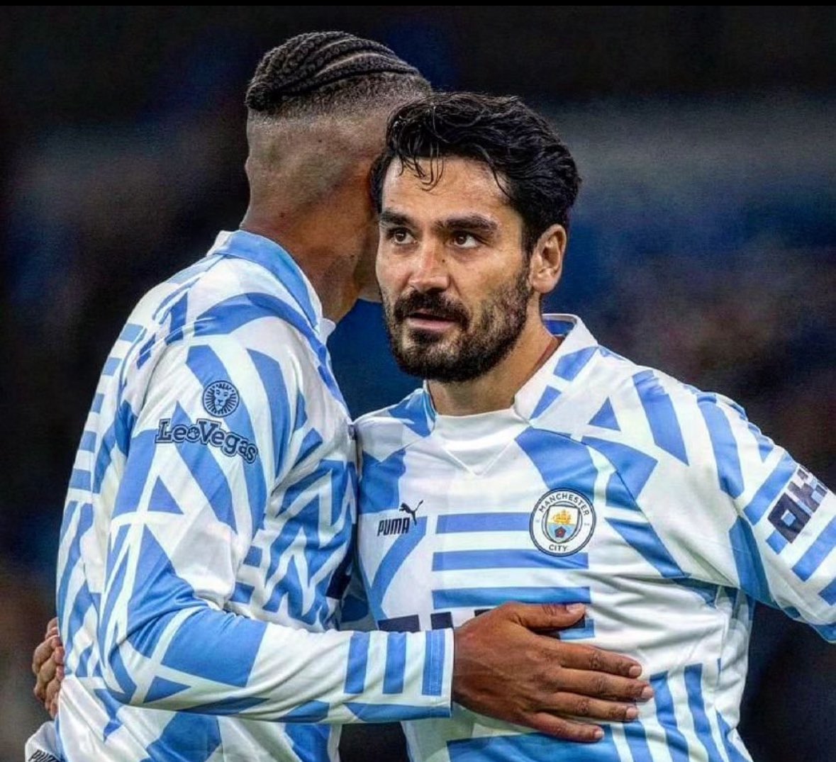 🚨⚠️ Ilkay Gündogan and Manuel Akanji, not in the squad for Man City today as both could leave the club in the next days.

Éderson, again on the bench… as City discuss with Galatasaray and could then sign Gianluigi Donnarumma. 👀🧩