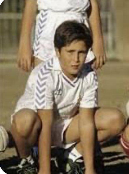 7carlossmg's tweet photo. @SFCSVQ2 @SevillaFC Y canterano del Madrid https://t.co/n3zzbuicRR